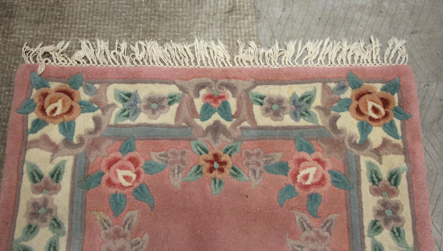 Rose Pink Plush 6 Ft. X 3.5 Ft. Floral Area Rug 4 Rose Pink Plush 6 Ft. X 3.5 Ft. Floral Area Rug - Image 2