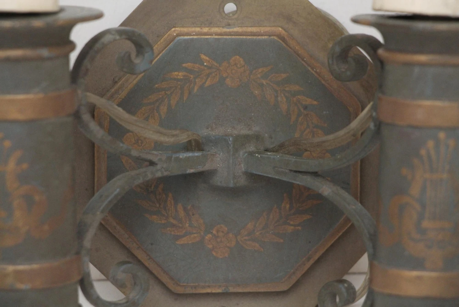 Antique Victorian Toleware 2 Arm Wall Sconce 5 Antique Victorian Toleware 2 Arm Wall Sconce - Image 3