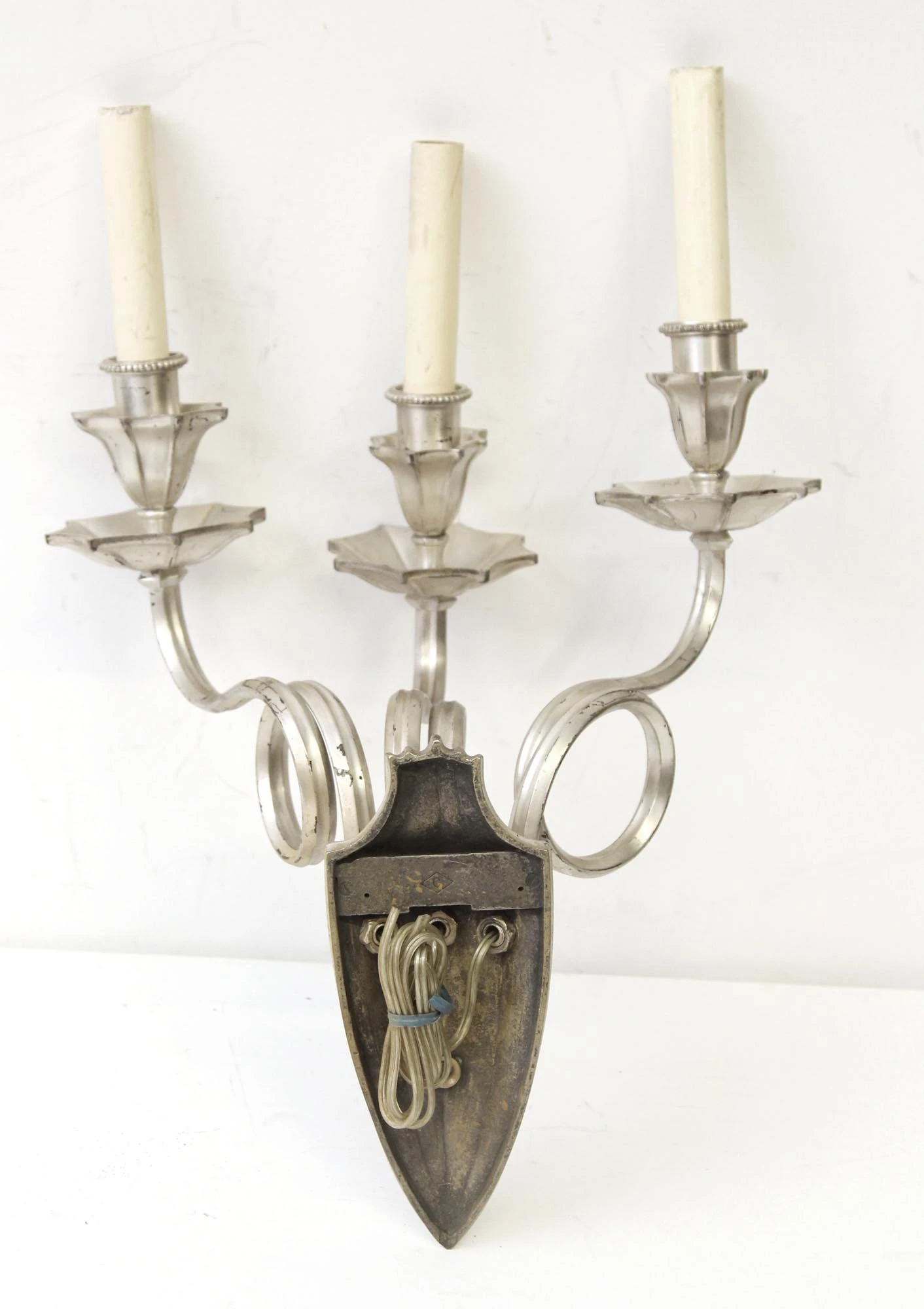 Antique Victorian Silver Tulip 3 Arm Caldwell Wall Sconce 4 Antique Victorian Silver Tulip 3 Arm Caldwell Wall Sconce - Image 2
