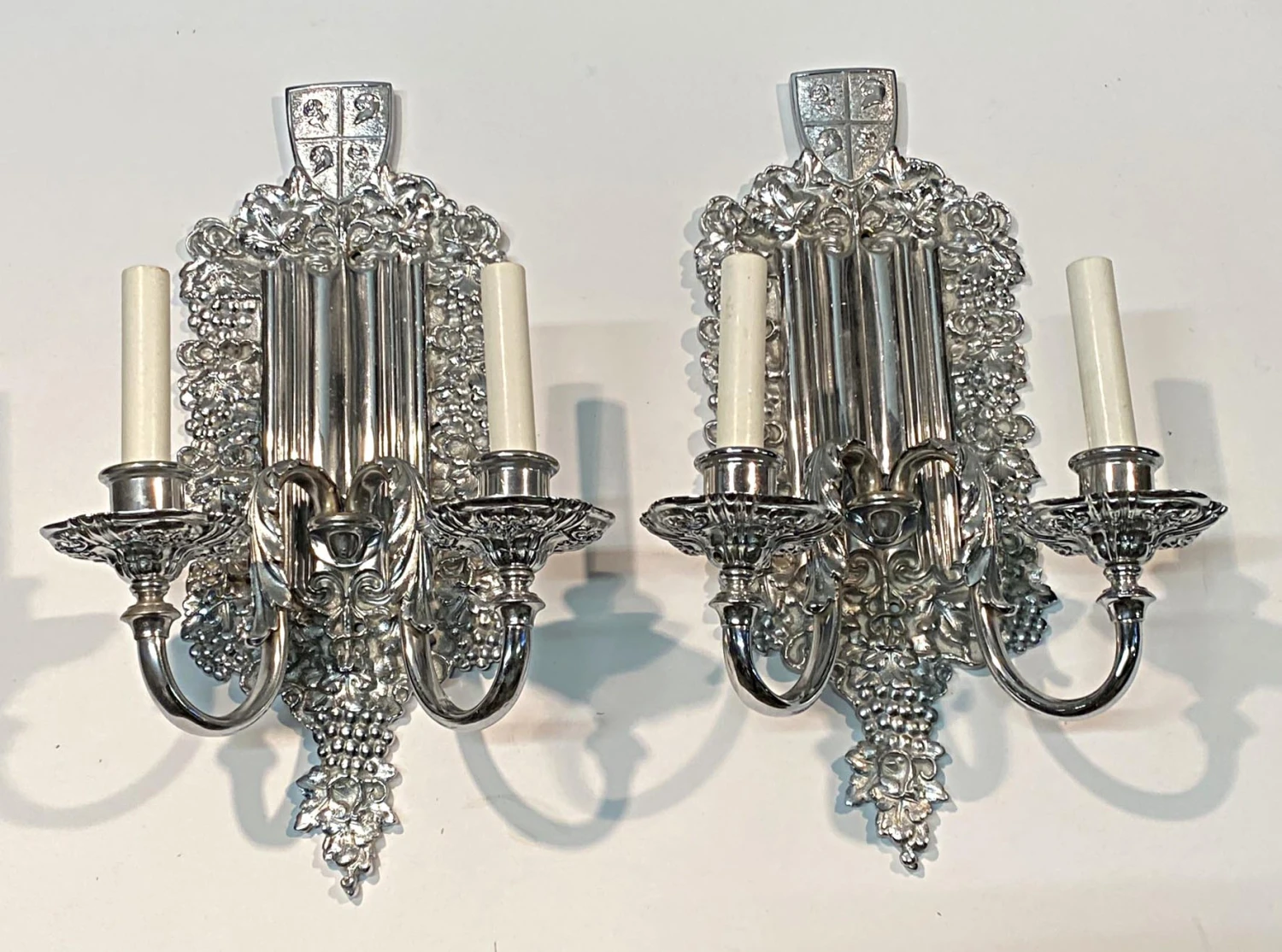 1900s Pair Of E.F Caldwell American Silvered Bronze Wall Sconces 4 1900s Pair Of E.F Caldwell American Silvered Bronze Wall Sconces - Image 2