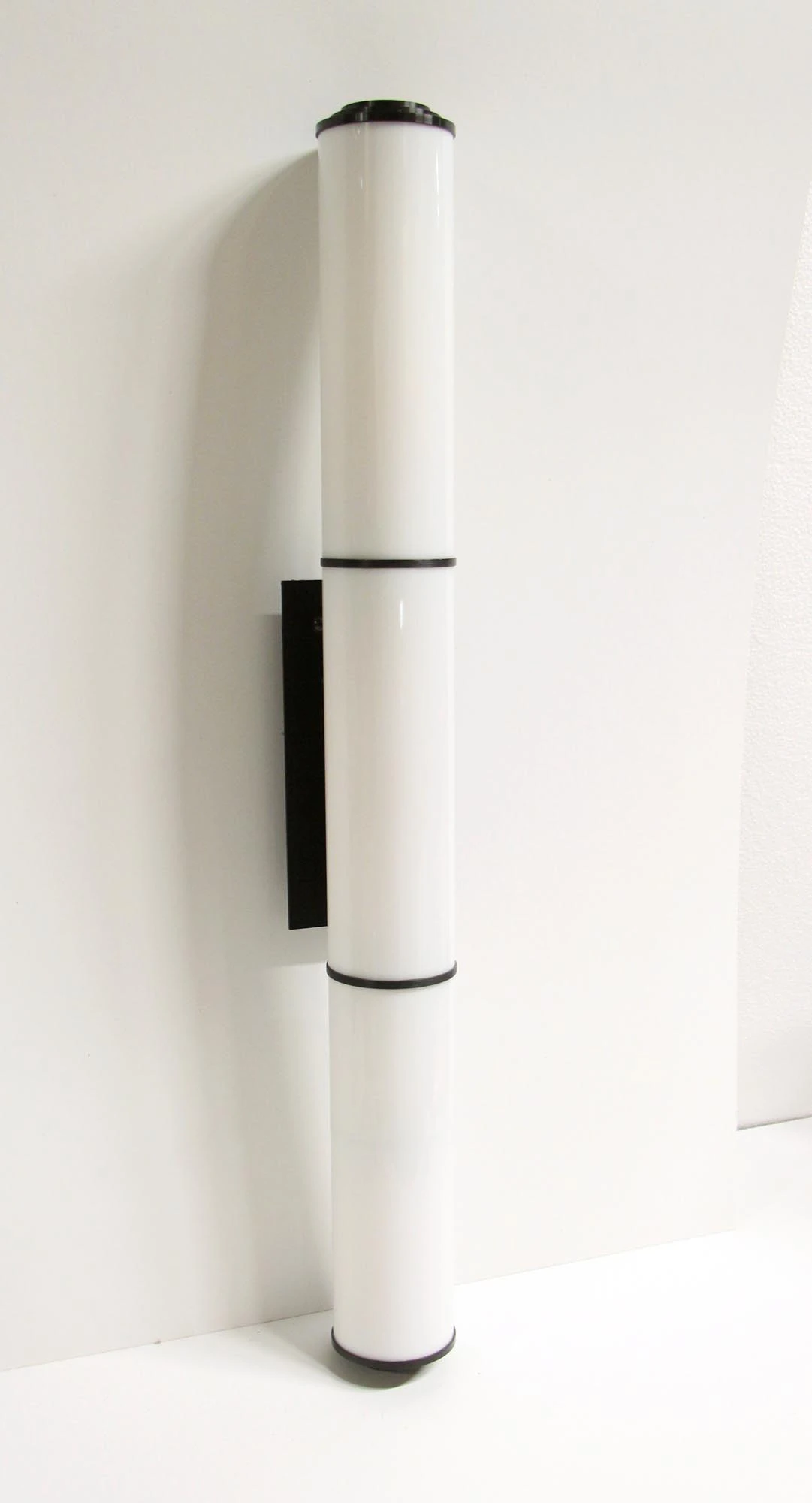 Waldorf Astoria Modern Guerlain Spa Wall Sconce 4 Waldorf Astoria Modern Guerlain Spa Wall Sconce - Image 2