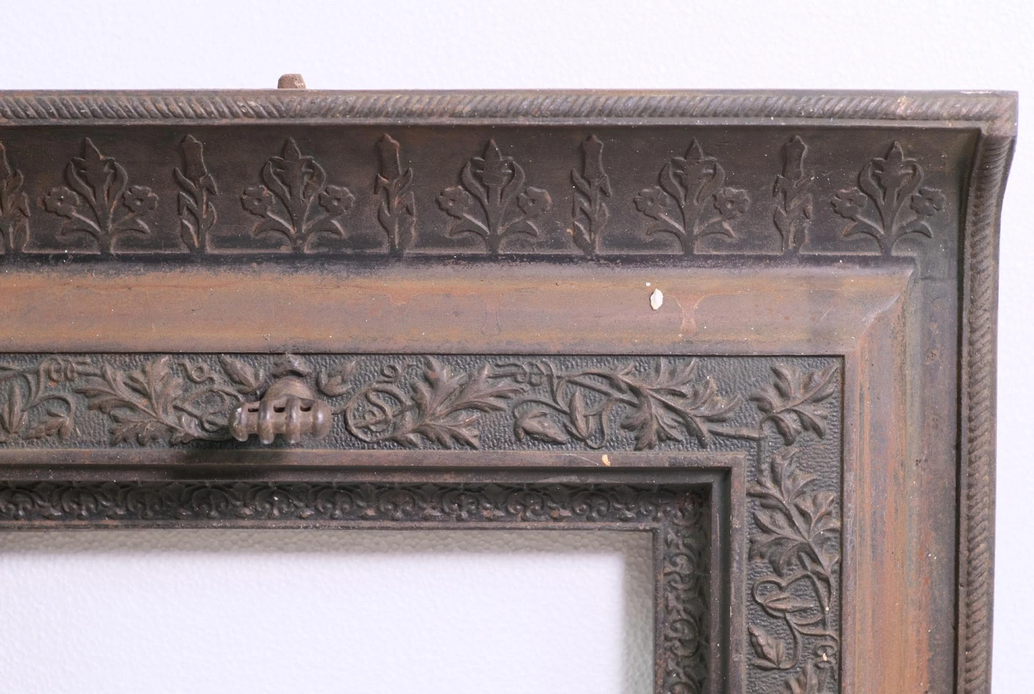 Ornate Cast Iron Fireplace Insert With Foliate & Floral Motifs 4 Ornate Cast Iron Fireplace Insert With Foliate & Floral Motifs - Image 2