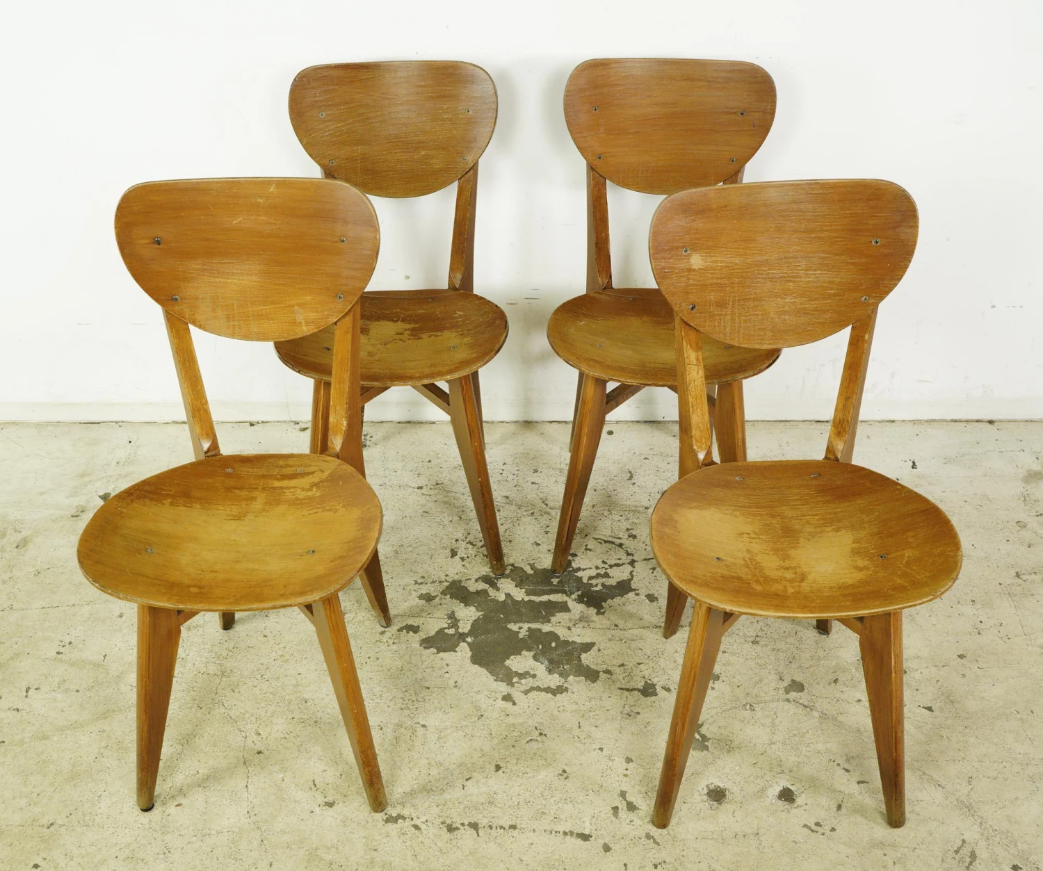 Set Of Vintage European 1950s Mid Century Wooden Dining Chairs 4 Set Of Vintage European 1950s Mid Century Wooden Dining Chairs - Image 2