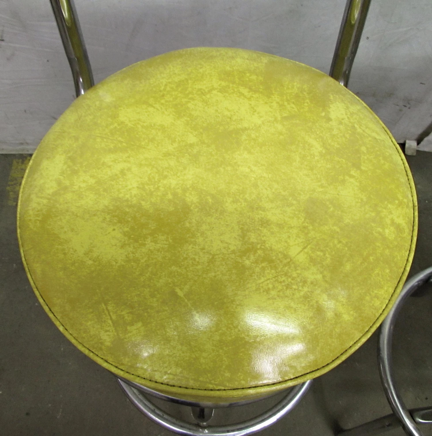 1950s Yellow Vinyl Steel Frame Bar Stool 5 1950s Yellow Vinyl Steel Frame Bar Stool - Image 3