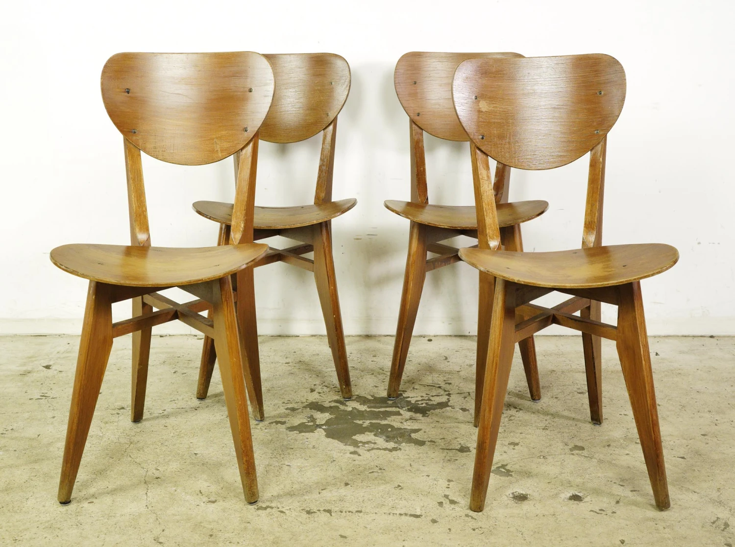 Set Of Vintage European 1950s Mid Century Wooden Dining Chairs 3 Set Of Vintage European 1950s Mid Century Wooden Dining Chairs