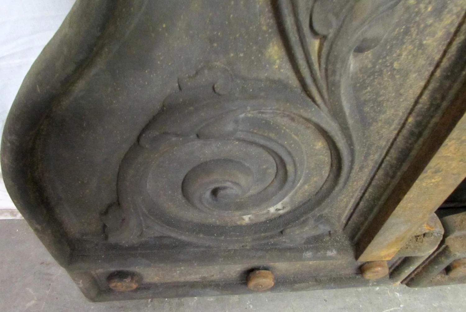 Pair Of 19th Century Cast Iron Architectural Brackets 5 Pair Of 19th Century Cast Iron Architectural Brackets - Image 3