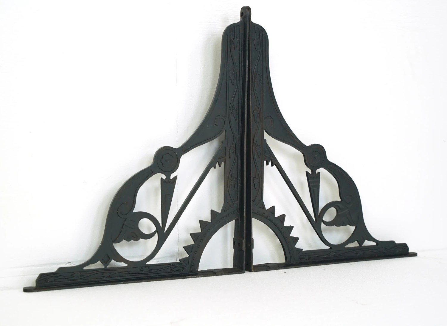 Pair Of 18 In. Antique Eastlake Black Cast Iron Wall Brackets 5 Pair Of 18 In. Antique Eastlake Black Cast Iron Wall Brackets - Image 3