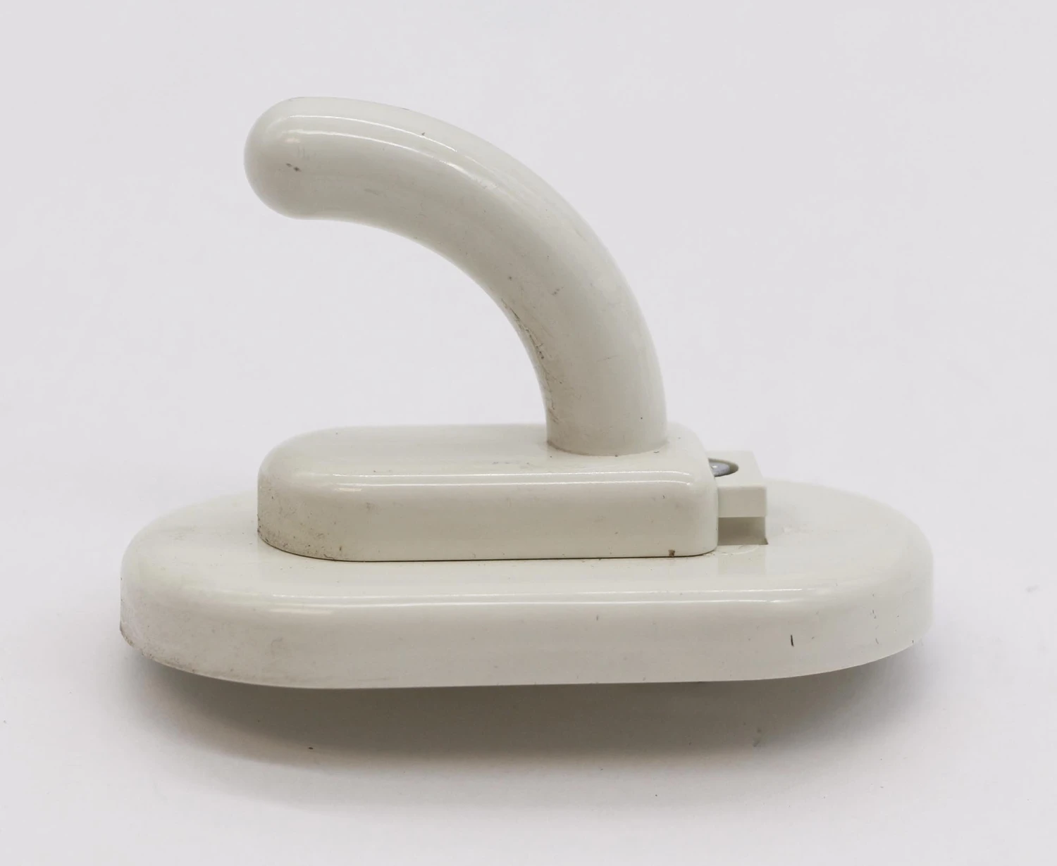 European 1970s Mid Century Cream Plastic Single Arm Wall Hook 5 European 1970s Mid Century Cream Plastic Single Arm Wall Hook - Image 3