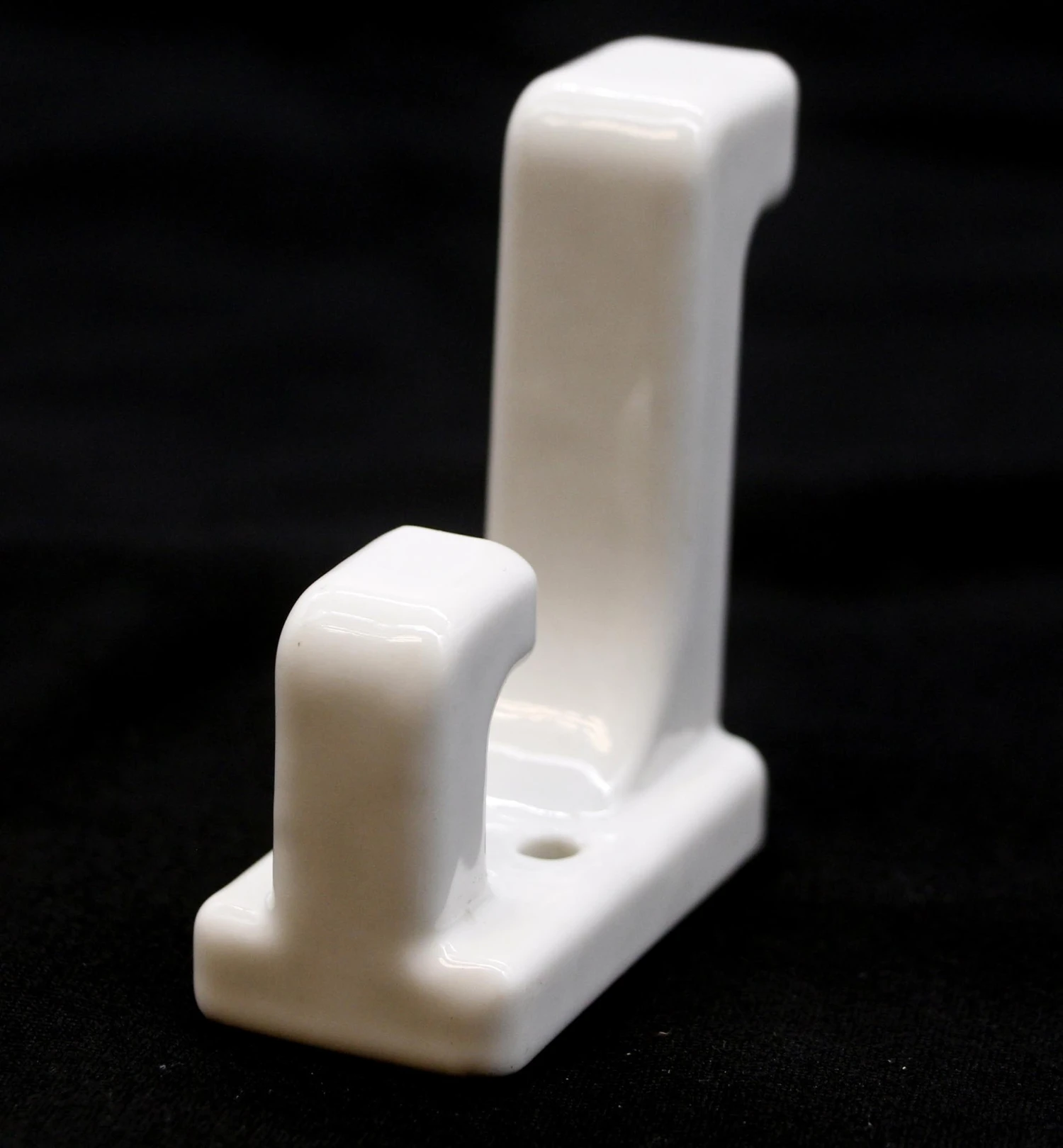 Vintage 2 Arm Ceramic Double Bathroom Wall Hook 5 Vintage 2 Arm Ceramic Double Bathroom Wall Hook - Image 3