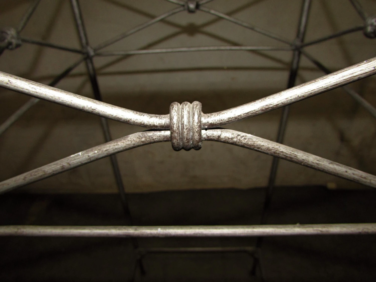 Iron Table Stand 4 Iron Table Stand - Image 2