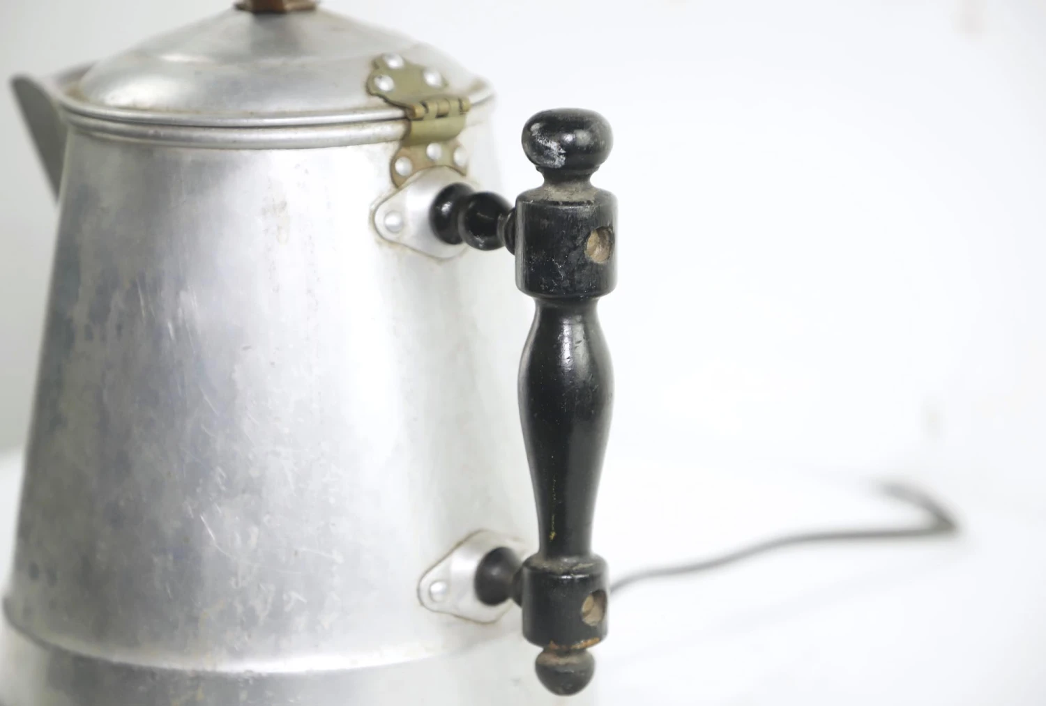 Eclectic Country Barbed Wire Kettle Table Lamp 4 Eclectic Country Barbed Wire Kettle Table Lamp - Image 2