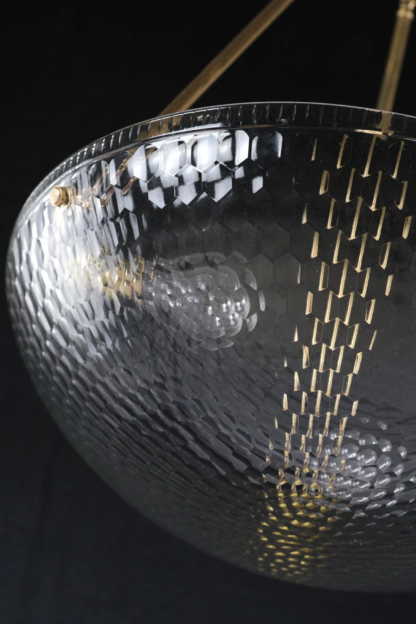 Large Italian Glass Dish Pendant Light With Honeycomb Pattern 5 Large Italian Glass Dish Pendant Light With Honeycomb Pattern - Image 3