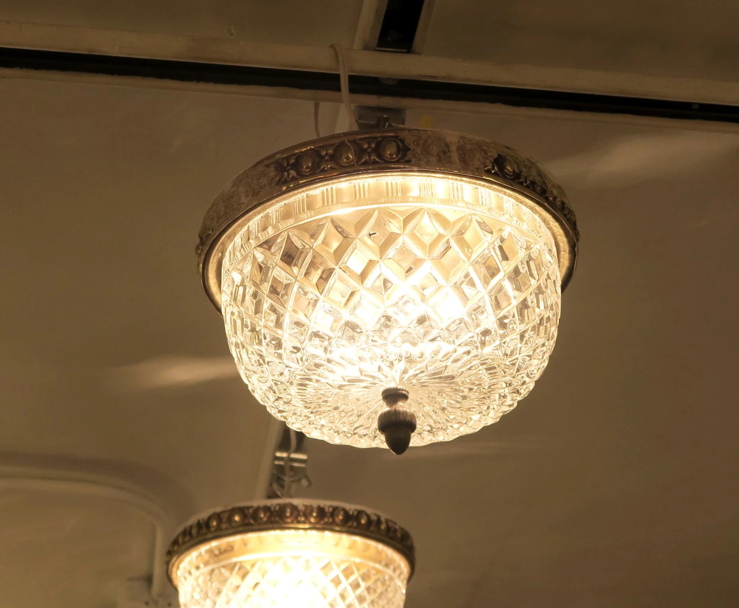 Waldorf Astoria Cut Crystal Corridor 9.5 In. Flush Mount 4 Waldorf Astoria Cut Crystal Corridor 9.5 In. Flush Mount - Image 2