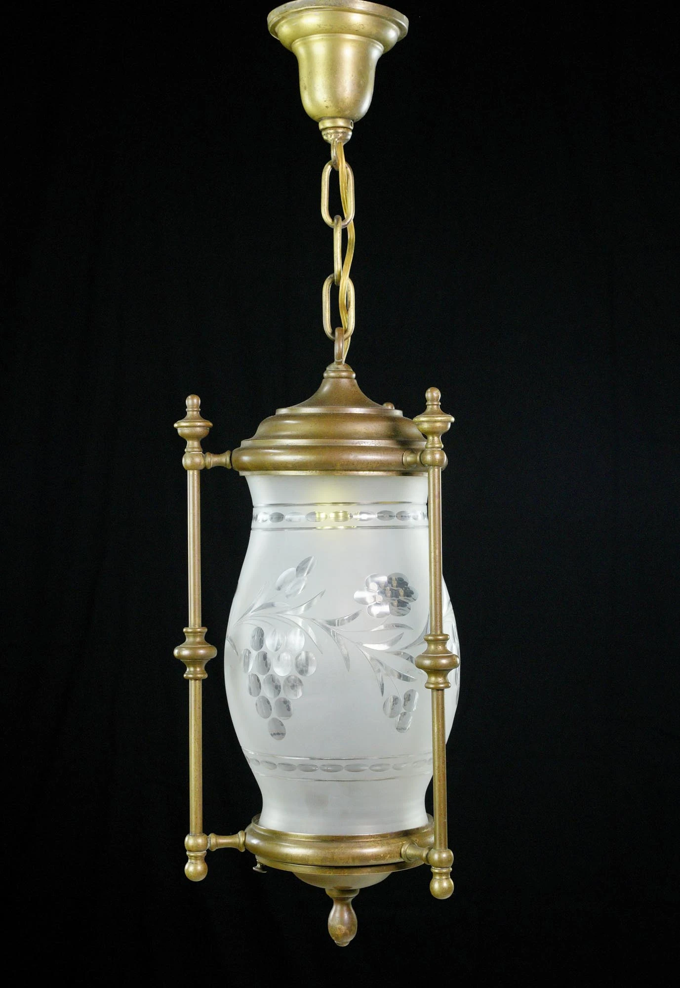 Colonial Frosted Etched Grapes Glass Brass Hanging Lantern 3 Colonial Frosted Etched Grapes Glass Brass Hanging Lantern