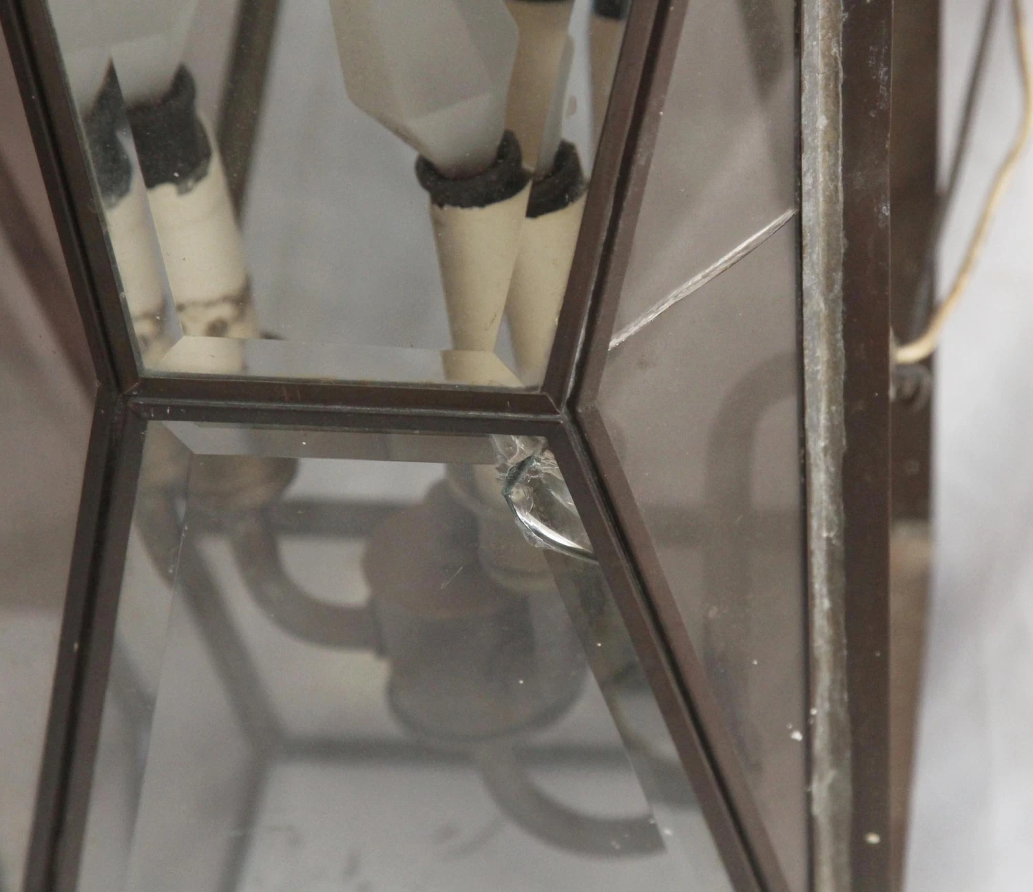 Traditional Three Light Beveled Glass Wall Lantern 4 Traditional Three Light Beveled Glass Wall Lantern - Image 2