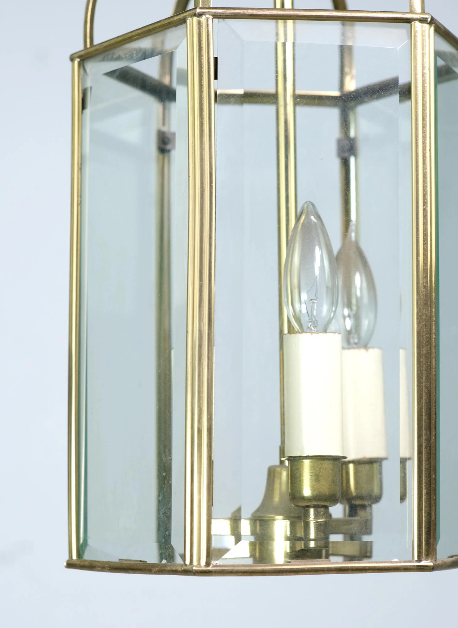 Traditional 3 Light Hexagonal Brass Lantern Light 4 Traditional 3 Light Hexagonal Brass Lantern Light - Image 2