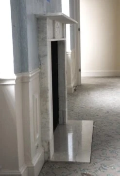 Waldorf Astoria Petite Georgian Carrara Marble Mantel -OGT Sale Store wan251345 07