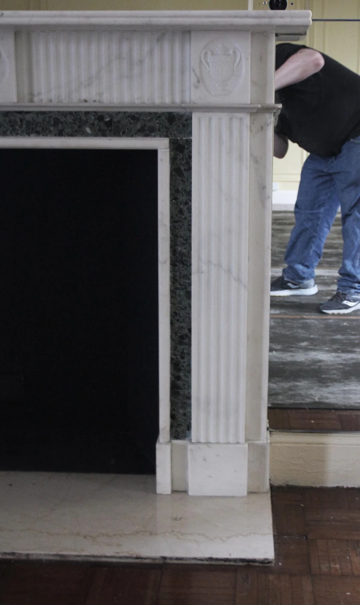 Waldorf Astoria English Regency White & Green Marble Mantel 8 Waldorf Astoria English Regency White & Green Marble Mantel - Image 6