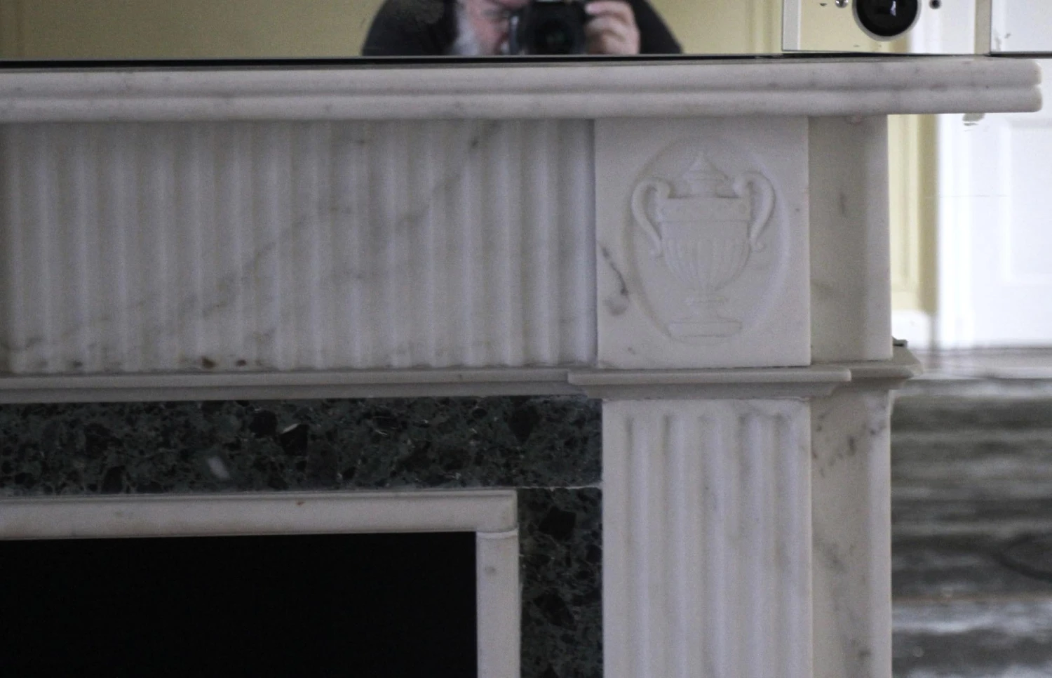 Waldorf Astoria English Regency White & Green Marble Mantel 9 Waldorf Astoria English Regency White & Green Marble Mantel - Image 7