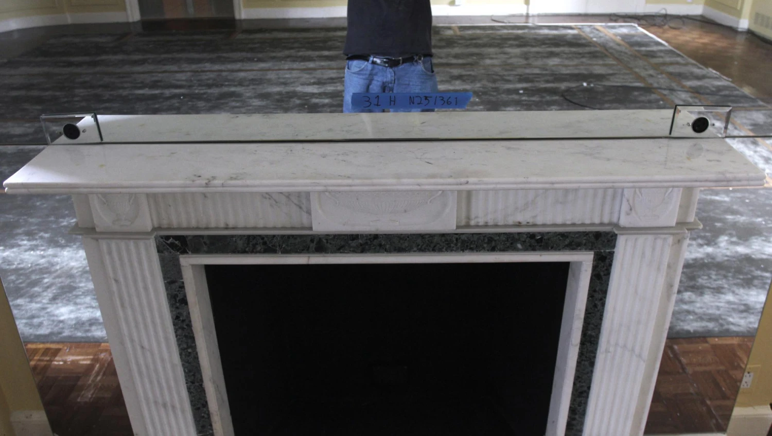 Waldorf Astoria English Regency White & Green Marble Mantel 10 Waldorf Astoria English Regency White & Green Marble Mantel - Image 8