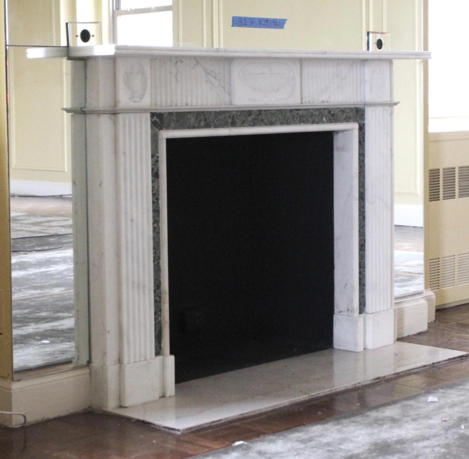 Waldorf Astoria English Regency White & Green Marble Mantel 13 Waldorf Astoria English Regency White & Green Marble Mantel - Image 11