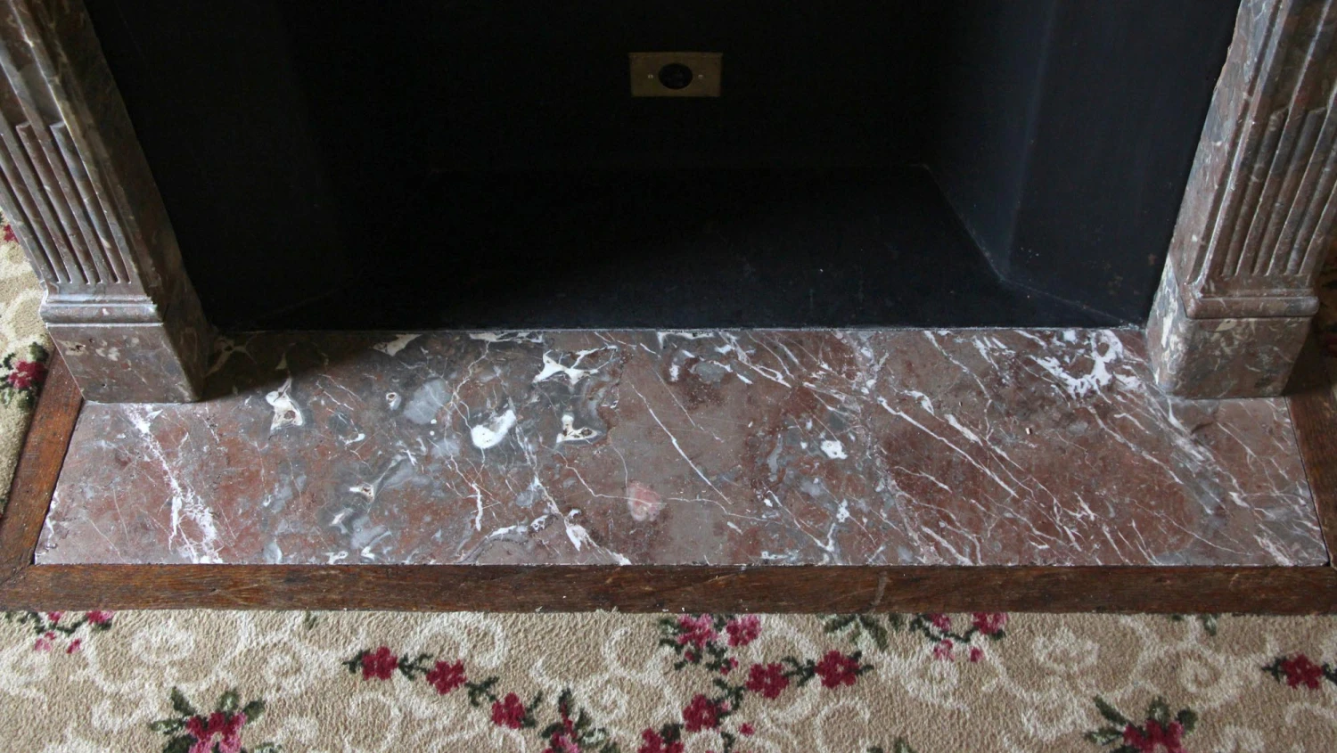 Waldorf Astoria Louis XVI French Regency Marble Mantel 14 Waldorf Astoria Louis XVI French Regency Marble Mantel - Image 12