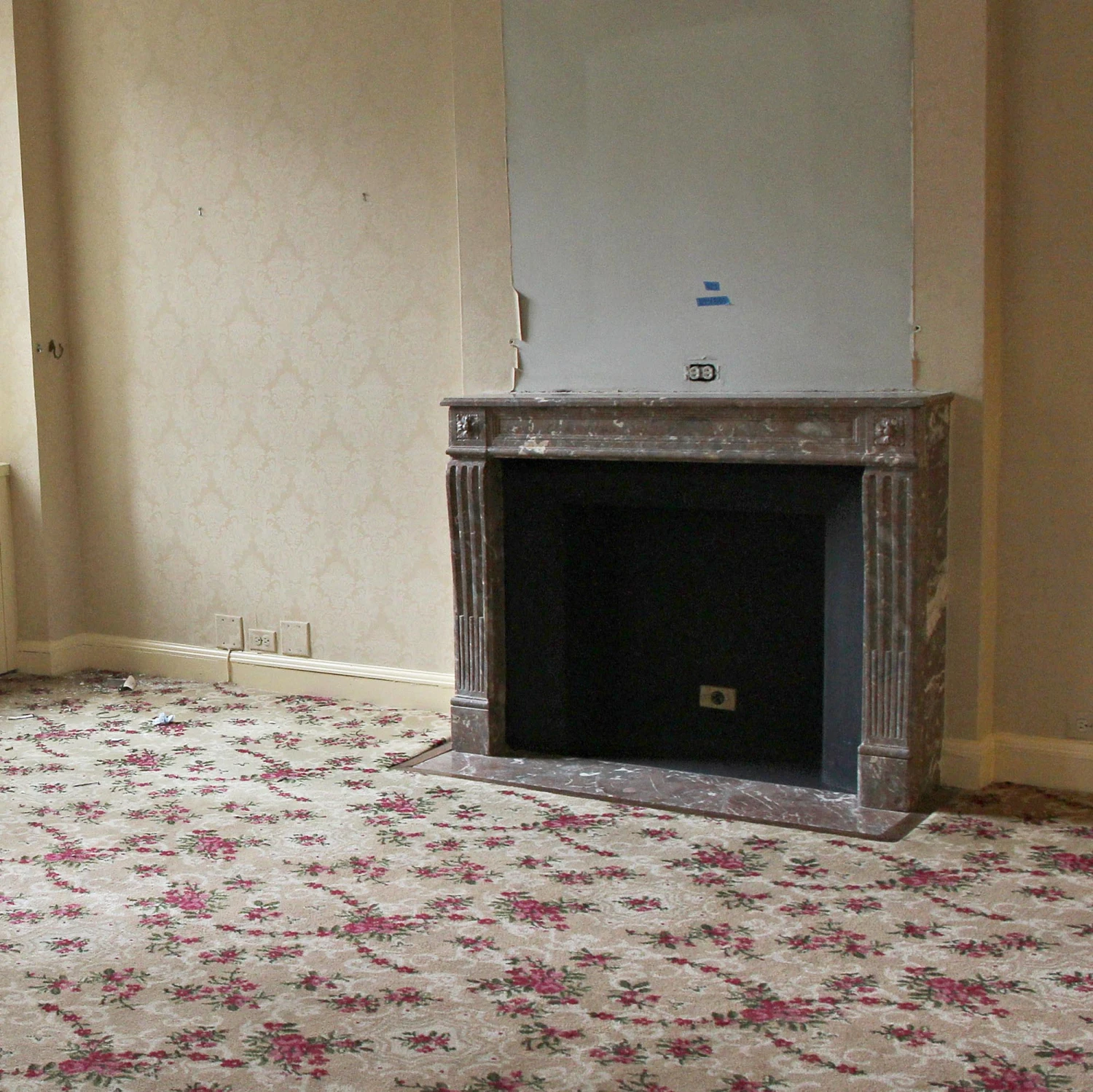 Waldorf Astoria Louis XVI French Regency Marble Mantel 16 Waldorf Astoria Louis XVI French Regency Marble Mantel - Image 14