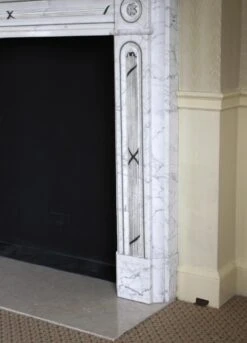 Waldorf Astoria White Marble Mantel With Bulls Eye Motif 19 Waldorf Astoria White Marble Mantel With Bulls Eye Motif -OGT Sale Store wan251560 07