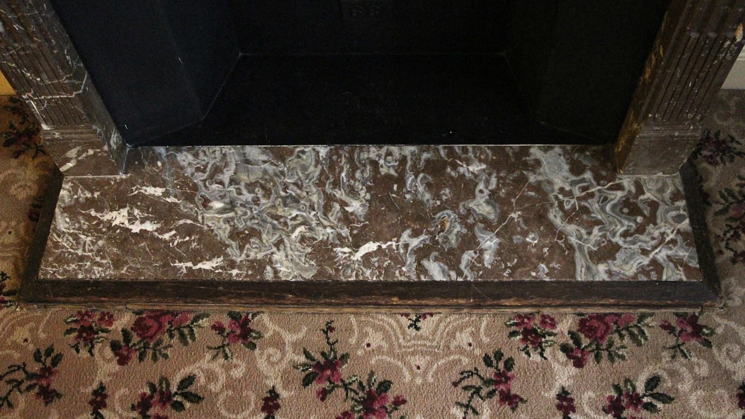 Waldorf Astoria Rouge Royal Louis XVI Regency Marble Mantel 11 Waldorf Astoria Rouge Royal Louis XVI Regency Marble Mantel - Image 9