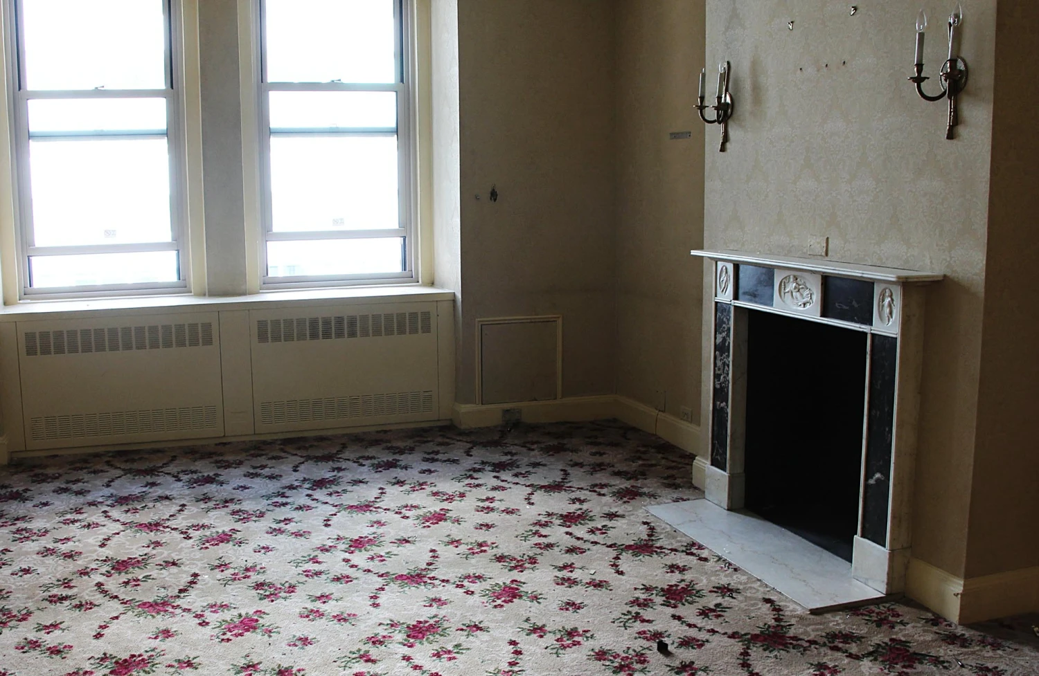 Waldorf Astoria English Regency Marble Mantel With Cherub Figures 16 Waldorf Astoria English Regency Marble Mantel With Cherub Figures - Image 14