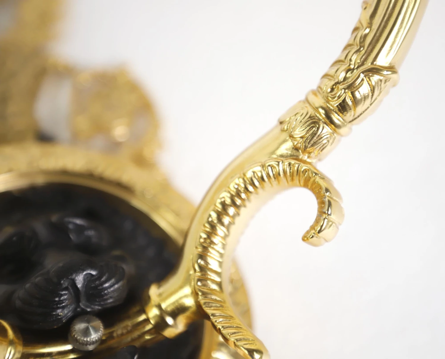 Waldorf Astoria Empire Gold Gilt & Black Lion Head Brass Wall Sconces 7 Waldorf Astoria Empire Gold Gilt & Black Lion Head Brass Wall Sconces - Image 5