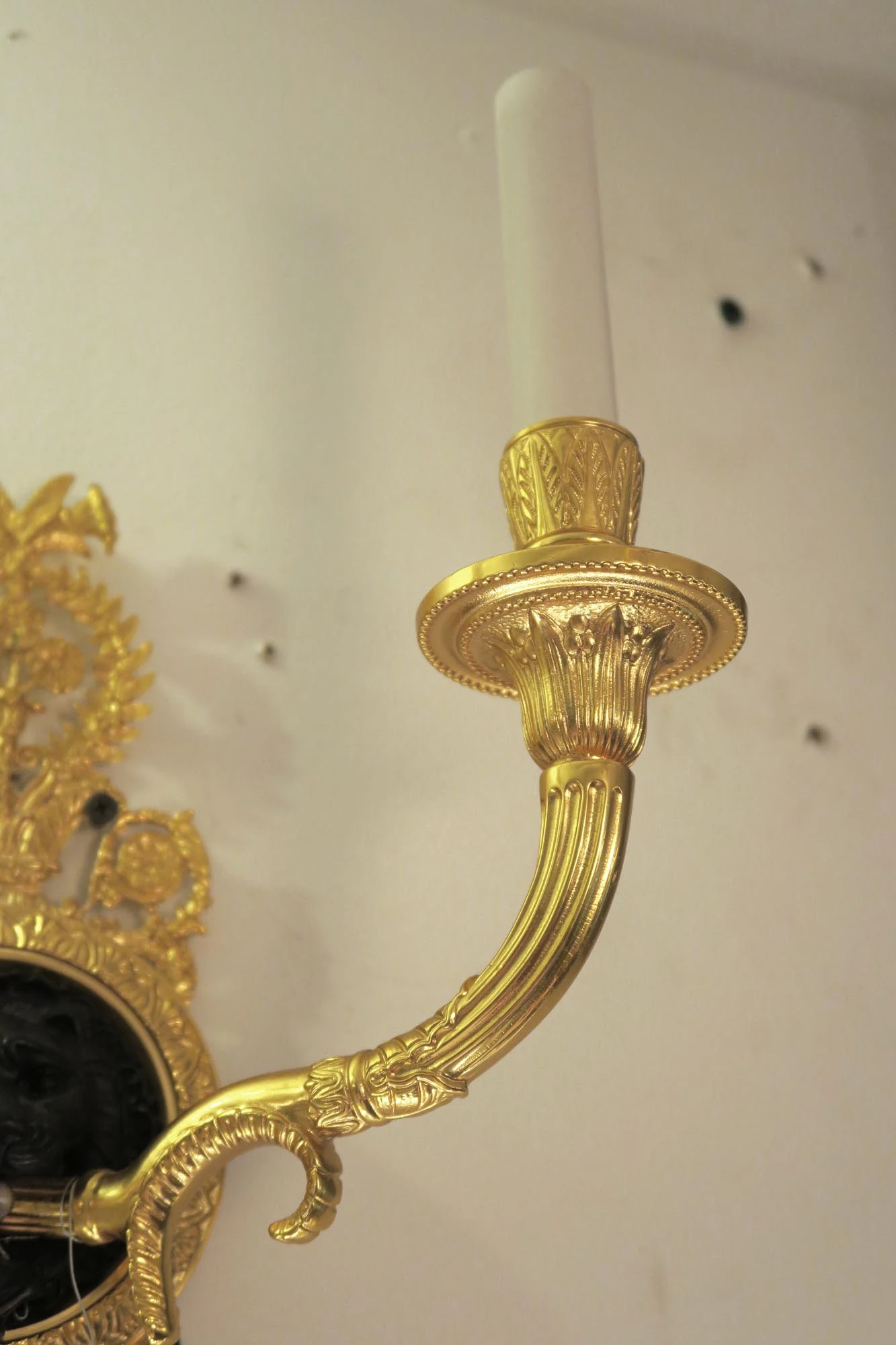 Waldorf Astoria Empire Gold Gilt & Black Lion Head Brass Wall Sconces 10 Waldorf Astoria Empire Gold Gilt & Black Lion Head Brass Wall Sconces - Image 8