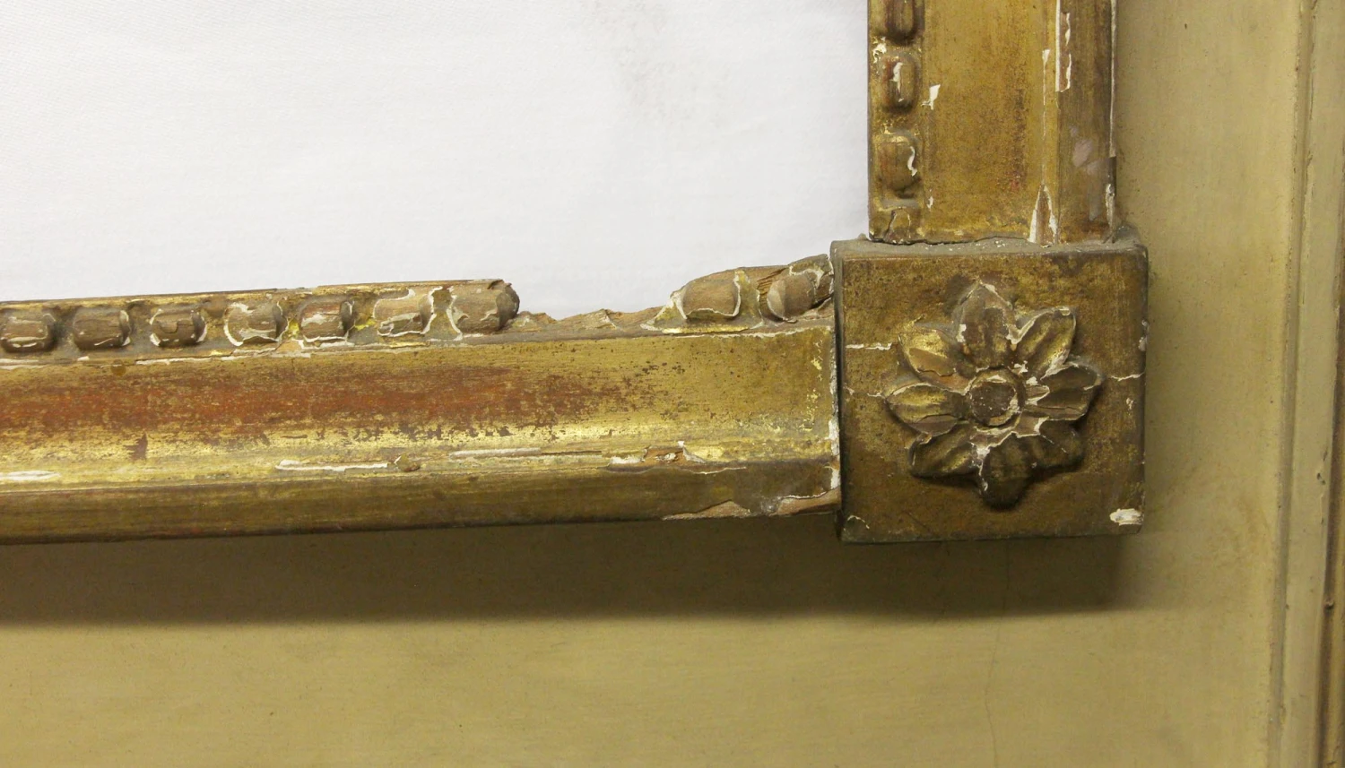 Waldorf Astoria Wooden Overmantel Mirror 6 Waldorf Astoria Wooden Overmantel Mirror - Image 4