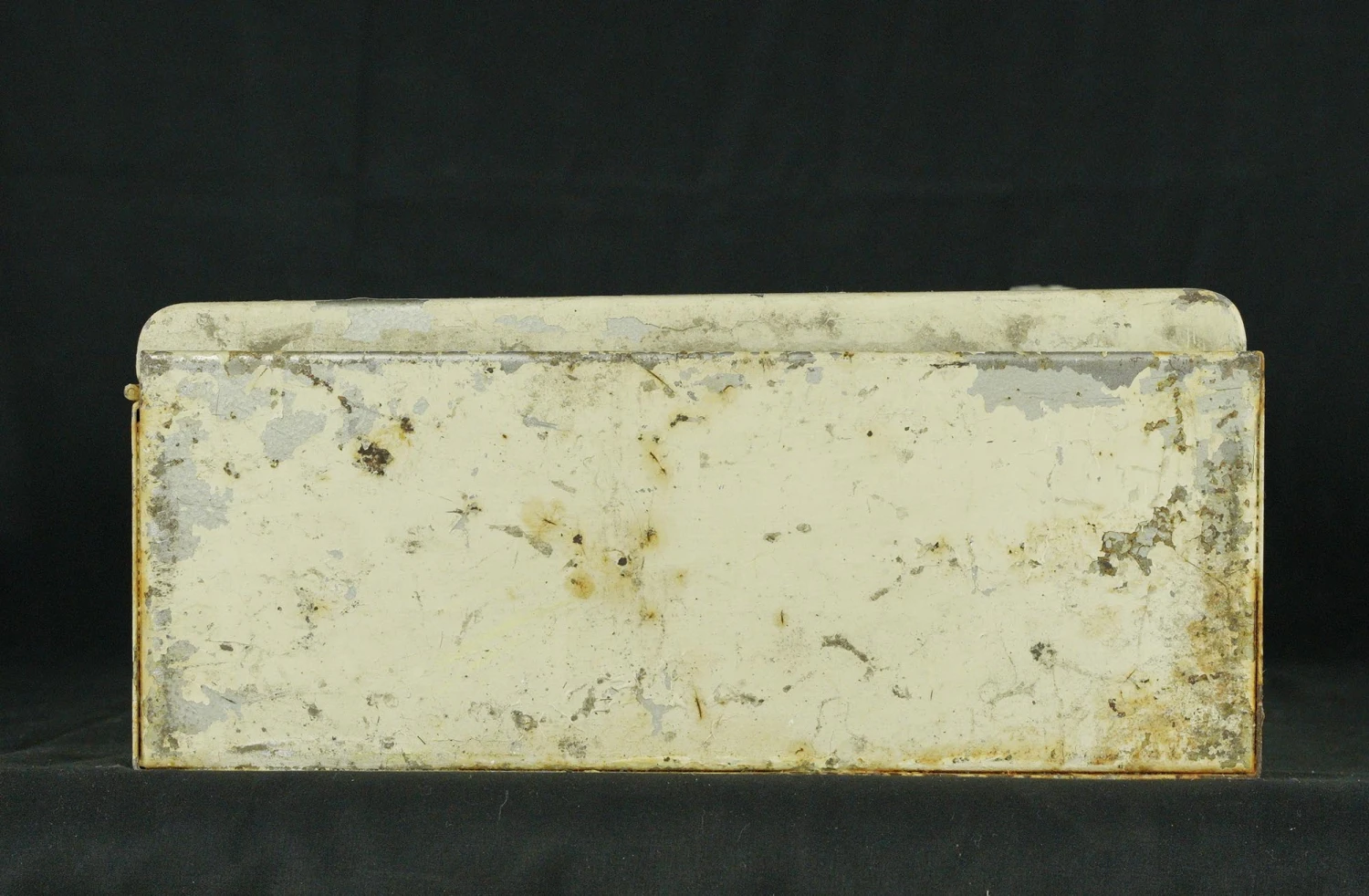 Waldorf Astoria Telkee Tan Painted Steel Key Box 16 Waldorf Astoria Telkee Tan Painted Steel Key Box - Image 14