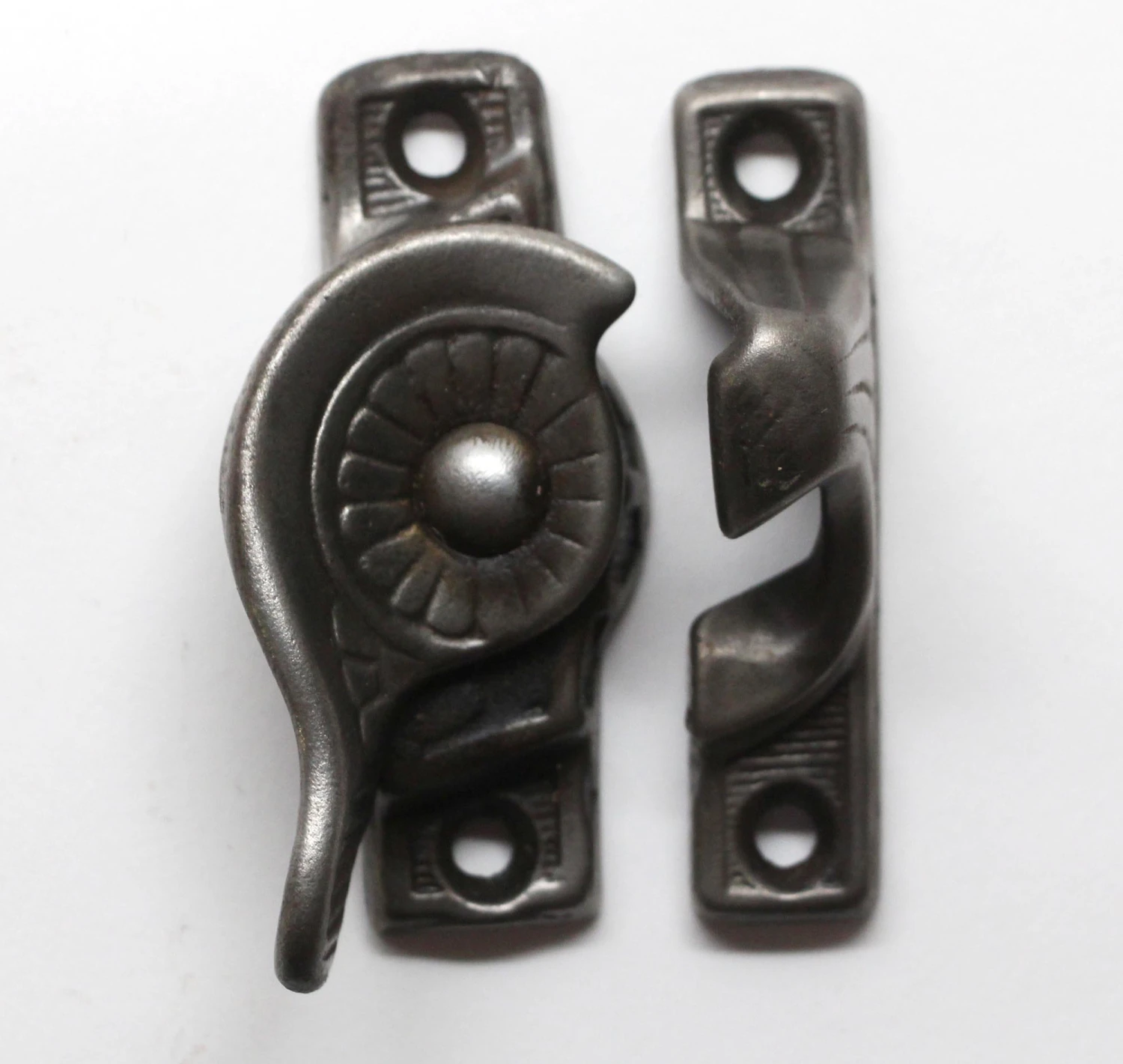 Ornate Clamshell Cast Iron Window Lock 4 Ornate Clamshell Cast Iron Window Lock - Image 2